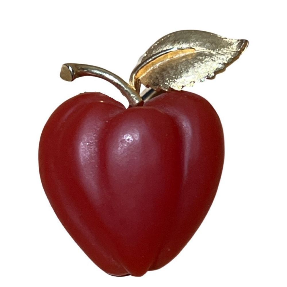 Fabulous Vintage BAKELITE Red Apple Brooch - Fruit